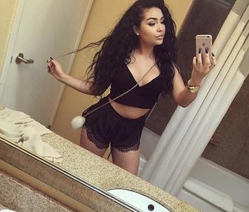 , 21  female escort, Sault Ste Marie