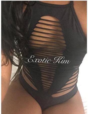 , 22  female escort, Sault Ste Marie